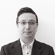 村井 雄一