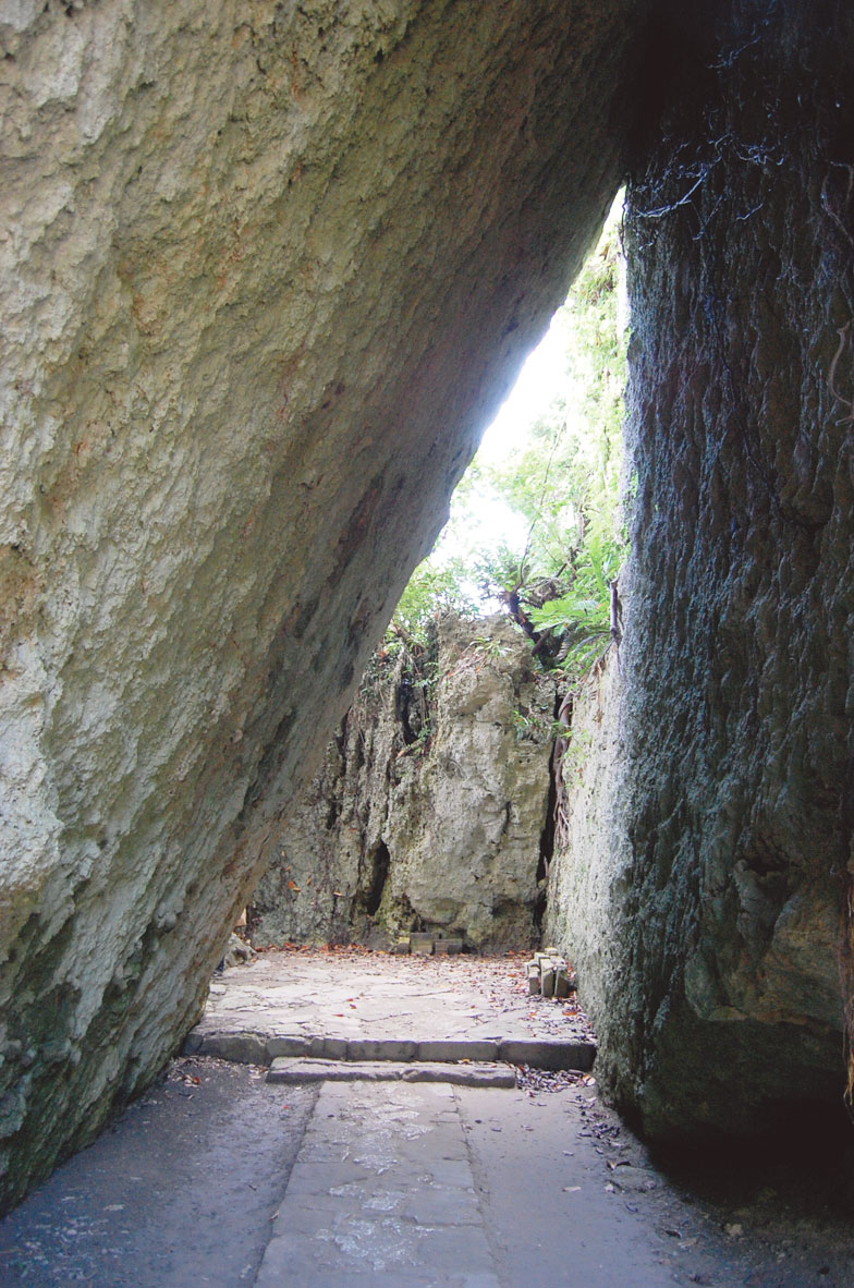世界遺産・斎場御嶽